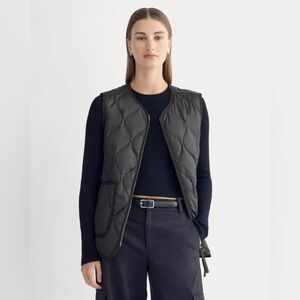 NWOT Everlane Renew Quilted Vest